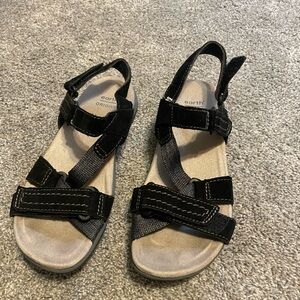 Earth Origins Women’s Black Hook-and-Loop Sport Sandals